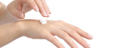 Top 10 Kem dưỡng da tay mềm mại hiệu quả nhất