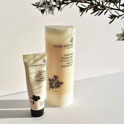 Kem trị mụn Living Nature Manuka Honey Gel